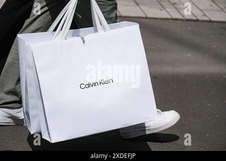 Calvin klein shopping bag hi res stock photography and images Alamy