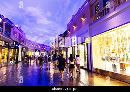 Interior of the Forum Shops Roman themed shopping centre at Caesars Palace Hotel and Casino, Las Vegas, Nevada, USA Stock Photo