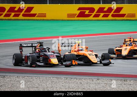 10 GOETHE Oliver (ger), Campos Racing, Dallara F3 2019, action 15 STENSHORNE Martinius (nor), Hitech Pulse-Eight, Dallara F3 2019, action during the 5th round of the 2024 FIA Formula 3 Championship from June 21 to 23, 2024 on the Circuit de Barcelona-Catalunya, in Montmeló, Spain - Photo Xavi Bonilla / DPPI Stock Photo