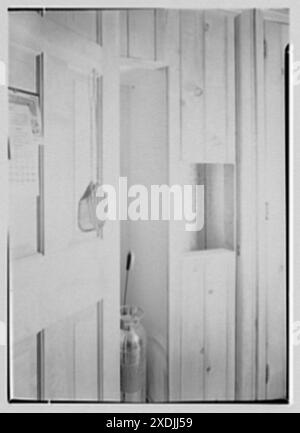 David Phillips, residence, R.F.D., Troy, New York. Laundry chute. Gottscho-Schleisner Collection Stock Photo