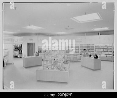 Burdine's department store, business in Miami Beach, Florida. Layette. Gottscho-Schleisner Collection Stock Photo