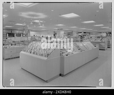 Burdine's department store, business in Miami Beach, Florida. Notions. Gottscho-Schleisner Collection Stock Photo