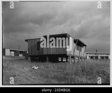 Aluminum City Terrace, New Kensington, Pennsylvania. Town house 32. Gottscho-Schleisner Collection Stock Photo