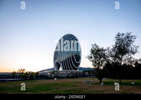 BEIJING, CHINA - OCTOBER 3, 2018 - (FILE) Beijing Sunrise Oriental Kempinski Hotel, Yanqi Lake, Huairou District, Beijing, October 3, 2018. Stock Photo