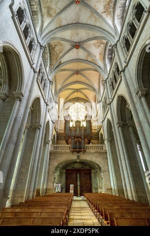 Saint-Antoine l'Abbaye labeled Les Plus Beaux Villages de France ...