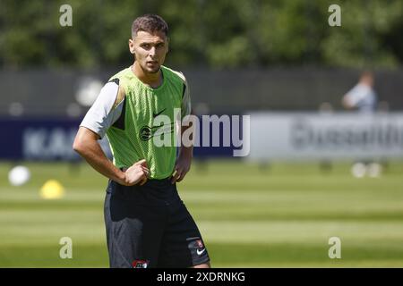 Wijdewormer, Netherlands. 24th June, 2024. WIJDEWORMER, 24-06-2024, AFAS trainingscomplex, Dutch Eredivisie football, season 2024/2025, First training AZ, AZ player Kristijan Belic Credit: Pro Shots/Alamy Live News Stock Photo