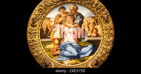 Florence, Italy: Holy Family with the Young St. John Baptist - named Doni Tondo - by Michelangelo Buonarroti, 1507 Stock Photo