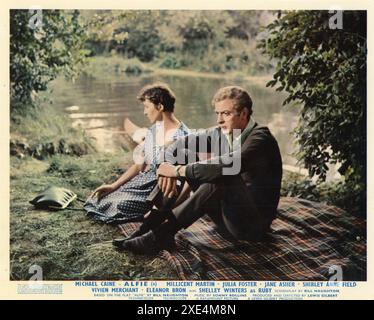 VIVIEN MERCHANT and MICHAEL CAINE in ALFIE 1966 director LEWIS GILBERT play / screenplay Bill Naughton music Sonny Rollins cinematographer Otto Heller A Lewis Gilbert Production / Sheldrake Films / Paramount British Pictures Stock Photo