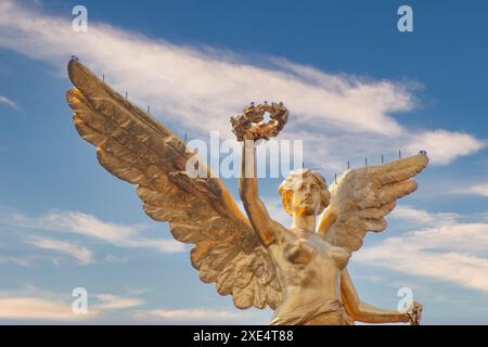 Mexico City, Mexico. Jan 29, 2024. A close up to the Angel of Independence a victory column on a roundabout on the major thoroug Stock Photo