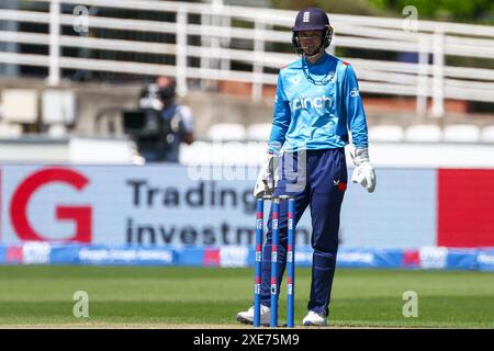 Chester Le Street, UK. 26th June, 2024. Amy Jones of of England during the Metro Bank Womens ODI match between England Women and New Zealand Women at Seat Unique Riverside, Chester-Le-Street, UK on 26 June 2024. Photo by Stuart Leggett. Editorial use only, license required for commercial use. No use in betting, games or a single club/league/player publications. Credit: UK Sports Pics Ltd/Alamy Live News Stock Photo