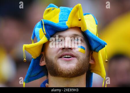 Stuttgart, Germany. 26th June, 2024. Ukraine fan during the UEFA Euro 2024 match between Ukraine and Belgium, Group E, date 3, played at Mercedes-Benz Arena Stadium on June 26, 2024 in Stuttgart, Germany. (Photo by Bagu Blanco/PRESSINPHOTO) Credit: PRESSINPHOTO SPORTS AGENCY/Alamy Live News Stock Photo