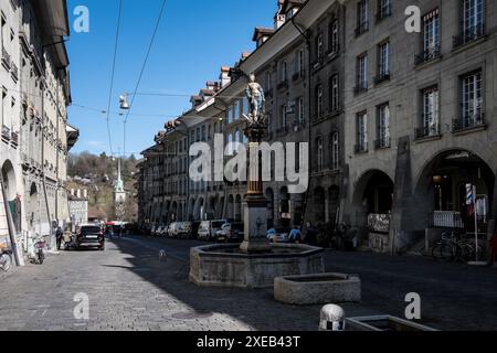 View of the Gerechtigkeitsbrunnen (Fountain of Justice), a 16th-century fountain in the Old City of Bern, de facto capital of Switzerland. Stock Photo