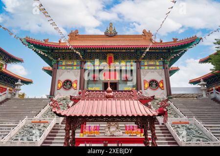 Chinese architecture temple of Wat Leng Noei Yi 2 or Wat Mangkon Kamalawat a giant chinese buddhist temple in downtown at Nonthaburi, Thailand Stock Photo