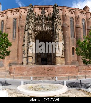 The main entrance of the Sainte-Cecile Cathedral in Albi Stock Photo