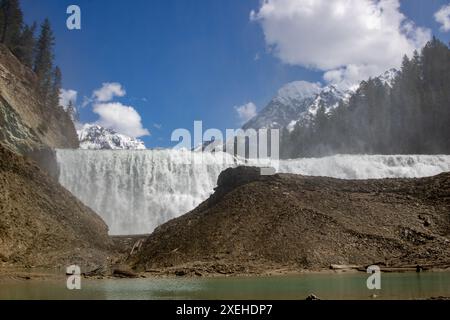 Wapta Falls is a waterfall of the Kicking Horse River located in Yoho National Park in British Columbia, Canada. Stock Photo