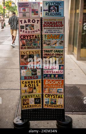 New Age store in Greenwich Village in New York promotes its New Age services and products including crystals and psychic readings, seen on Saturday, June 22, 2024. )© Richard B. Levine) Stock Photo