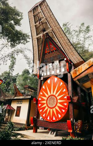 Tongkonan in the ancient village of Ke'te Kesu', an ancient ancestral house, North Toraja, Indonesia Stock Photo