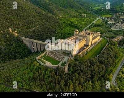 Aerial view of Rocca Albornoziana and Ponte delle Torri in the medieval city of Spoleto. Spoleto, province of Perugia, Umbria, Italy, Europe Stock Photo