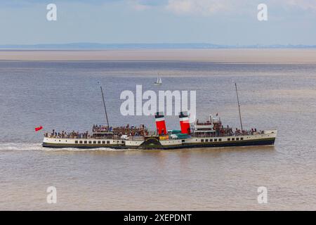 PS Waverley departing Clevedon Pier for a day cruise Stock Photo