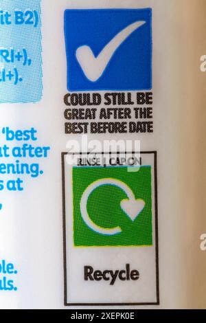 could still be great after best before date & recycle logo - detail on container of Arla Cravendale whole milk fresher for longer filtered for purity Stock Photo