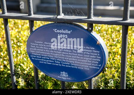 Dungog town centre, historic Coolalie house blue plaque for property built in 1895, NSW,Australia Stock Photo