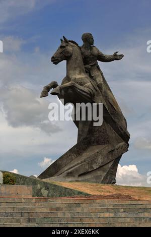 444 Independence War local hero Antonio Maceo on his rearing horse, monument-sculpture in the Plaza Revolution Square. Santiago-Cuba. Stock Photo