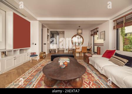 Choose dishes and cutlery that complement the style of your dining room Stock Photo