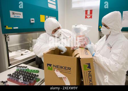 Cow Lab Reception of mad cow disease samples, Laboratory of Bio-Safety Level P3 ...