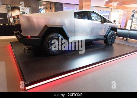 Bangkok, Thailand. 30th June, 2024. The Tesla Cybertruck car seen displayed during the event at Central World the shopping mall. Tesla launched a campaign 'Cybertruck Tour' in Thailand aimed to promoted its Tesla Cybertruck car around Thailand. Tesla planned to hold this campaign around Thailand including Bangkok, Khon Kaen and Chiang Mai. Credit: SOPA Images Limited/Alamy Live News Stock Photo