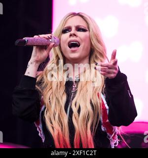 Glastonbury, UK. 30 Jun , 2024. Canadian singer-songwriter Avril Lavigne seen performing on the Other Stage on the Sunday of 2024 Glastonbury Festival at Worthy Farm , Somerset Picture by Julie Edwards Stock Photo