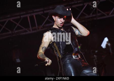 Termoli, Italy. 29th June, 2024. Italian singer, Achille Lauro performs live on stage during the Termoli Summer Fest 2024 with his “Summer Fest - A rave before L'Iliade” tour at the Arena Del Mare 4215 in Termoli. (Photo by Davide Di Lalla/SOPA Images/Sipa USA) Credit: Sipa USA/Alamy Live News Stock Photo