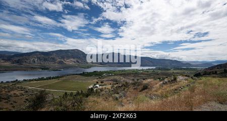 Kelowna CAN, Kanada / Canada, Urlaubseindruecke und Sehenswuerdigkeiten, Hope, 30.06.2024. Der Okanagan Lake zwischen bei Kelowna auf dem Weg nach Hope. CAN, Kanada / Canada, Urlaubseindruecke und Sehenswuerdigkeiten, Hope, 30.06.2024. *** Kelowna CAN, Canada Canada, Vacation impressions and places of interest, Hope, 30 06 2024 Okanagan Lake between Kelowna on the way to Hope CAN, Canada Canada, Vacation impressions and places of interest, Hope, 30 06 2024 Copyright: xEibner-Pressefoto/HeikexFeinerx EP HFR Stock Photo