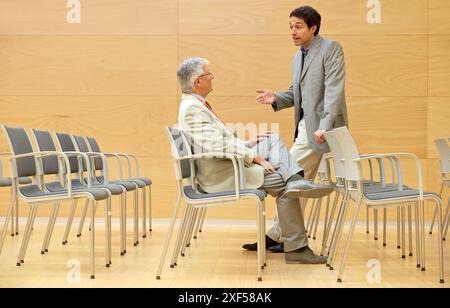 Executives at Convention Centre, Coaching, Business, Donostia, San Sebastian, Basque Country, Spain. Stock Photo