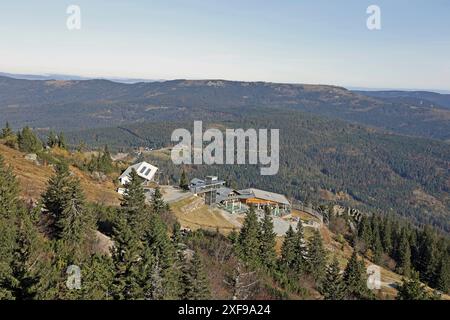 View from the Arber to Arber mountain station, Eisensteiner Huette, Arber, Bavarian Forest, Bavaria, Germany Stock Photo