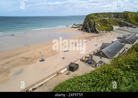 Beach huts at Tolcarne beach in Newquay, Cornwall, England Stock Photo ...