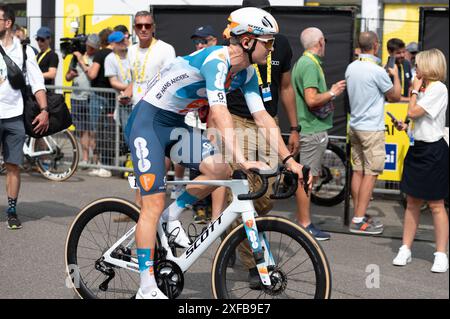 WELTEN Bram, TEAM DSM-FIRMENICH POSTNL during Stage 3 - Start, Tour De France race in Piacenza, Italy, July 01 2024 Stock Photo