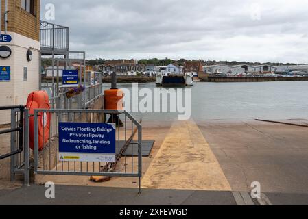 The Cowes floating bridge leaving West Cowes.  July 2024. Stock Photo