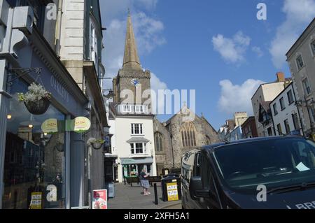 St Mary's Church seen from St Julian's Street. Tenby, Pembrokeshire, Wales, United Kingdom. 5th June 2024. Stock Photo