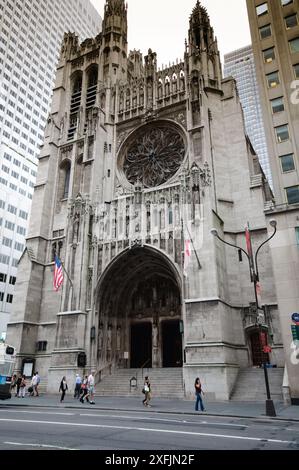 Usa, New york, Midtown Manhattan, 5th Avenue, St. Thomas Church Stock Photo