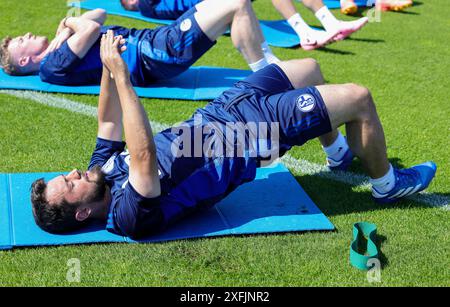 Gelsenkirchen, Deutschland. 26th June, 2024. firo : 26.06.2024, football, football, 2nd division, 2nd Bundesliga, season 2024/2025, FC Schalke 04, training, Amin Younes Credit: dpa/Alamy Live News Stock Photo