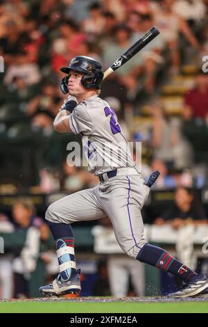 Bradenton, Florida, USA. 3rd July, 2024. Fort Myers Mighty Mussels outfielder Walker Jenkins (27) singles to left field during an MiLB game against the Bradenton Marauders on July 3, 2024 at LECOM Park. The Marauders beat the Mighty Mussels 10-5. (Credit Image: © Kim Hukari/ZUMA Press Wire) EDITORIAL USAGE ONLY! Not for Commercial USAGE! Stock Photo