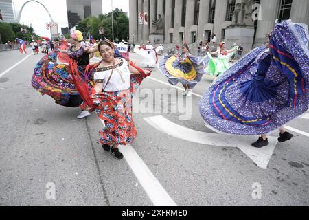 St. Louis, United States. 04th July, 2024. Women from Mexico dance in traditional costumes while participating in the America's Birthday Parade in St. Louis on Thursday, July 4, 2024. Photo by Bill Greenblatt/UPI Credit: UPI/Alamy Live News Stock Photo