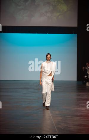 Danny Reinke, präsentierte die Kollektion der Fashion Week 2024 Berlin, Uber Eats Hall, Felix Wolf/ Alamy Stock Photo