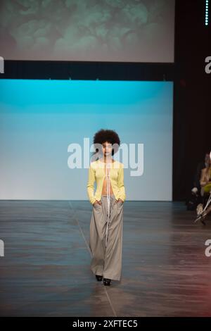 Danny Reinke, präsentierte die Kollektion der Fashion Week 2024 Berlin, Uber Eats Hall, Felix Wolf/ Alamy Stock Photo