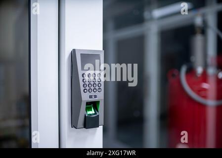 Cutting-edge Biometric Security: Finger Scan Machine Stock Photo