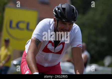 RICHARD VIRENQUE during the Tour de, France. , . in Gevrey-Chambertin, France - Photo Laurent Lairys /ABACAPRESS.COM Credit: Abaca Press/Alamy Live News Stock Photo