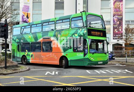 Bluestar 1828 (HF05 GGO), a Volvo B7TL with East Lancs Myllennium Vyking bodywork, arrives at Poole Bus Station, Dorset. The vehicle is branded for th Stock Photo