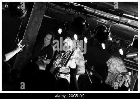 Bon Scott, AC/DC Coverband, im Hamburger Logo Stock Photo - Alamy