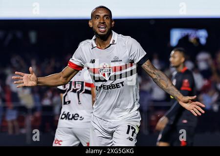 Sao Paulo, Brazil. 06th July, 2024. Match between Sao Paulo and Red Bull Bragantino for the 15th round of the 2024 Brazilian Championship, at Morumbis, on Saturday night, 6th. Photo: Adriana Spaca/SPP (Adriana Spaca/SPP) Credit: SPP Sport Press Photo. /Alamy Live News Stock Photo