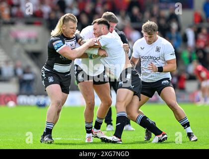 Eccles, UK. 07th July, 2024. Hull FC warm up ahead of the Betfred Super League Round 16 match Salford Red Devils vs Hull FC at Salford Community Stadium, Eccles, United Kingdom, 7th July 2024 (Photo by Cody Froggatt/News Images) in Eccles, United Kingdom on 7/7/2024. (Photo by Cody Froggatt/News Images/Sipa USA) Credit: Sipa USA/Alamy Live News Stock Photo